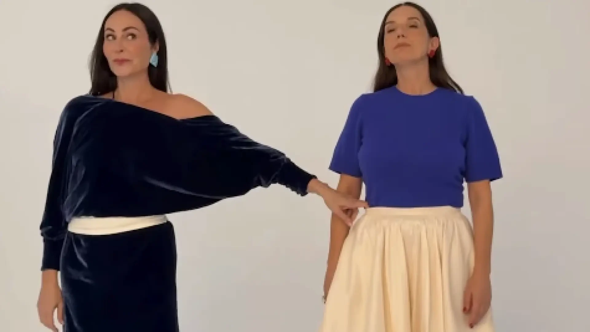 Ana Milán estrena pódcast tras su éxito con 'La vida y tal': la actriz se une a la escritora Chicalista en 'Instrucciones para estar'