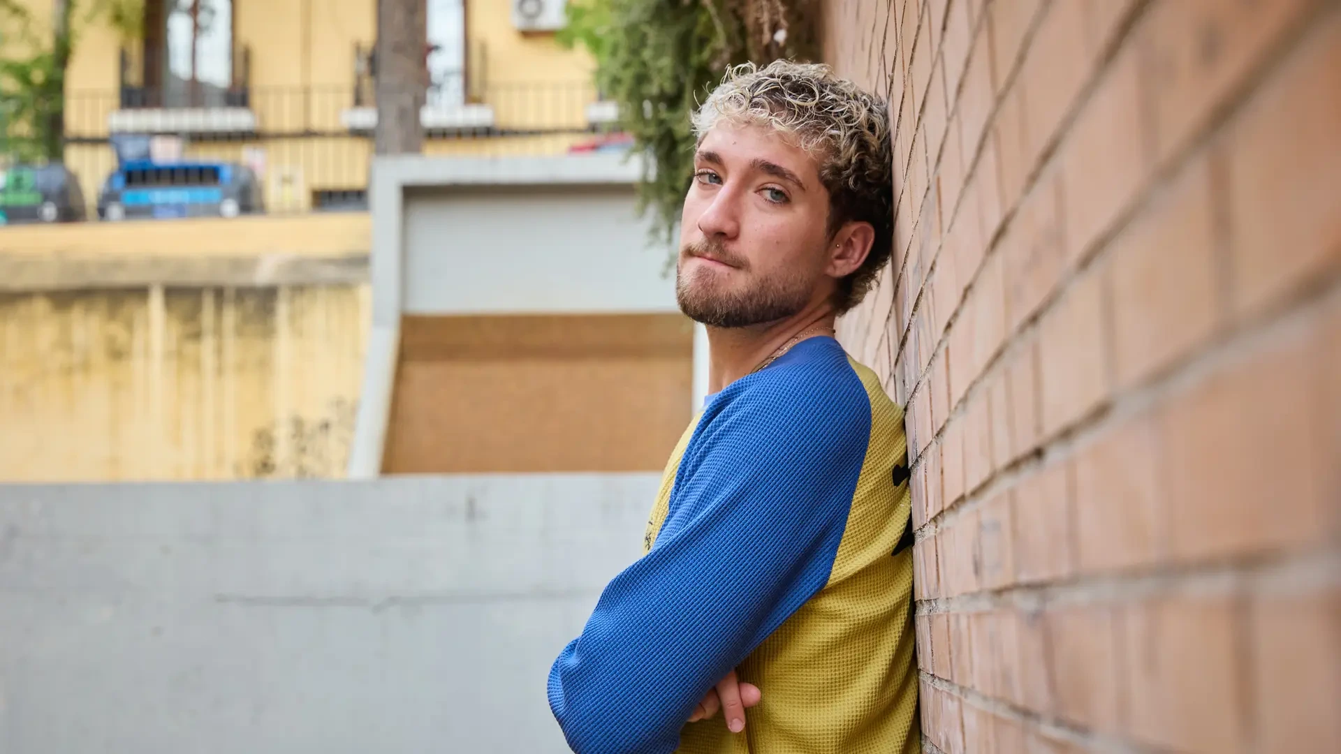 Lucho RK: "Hasta ahora he vivido improvisando y lo importante es llegar a algún sitio donde estar de pie"