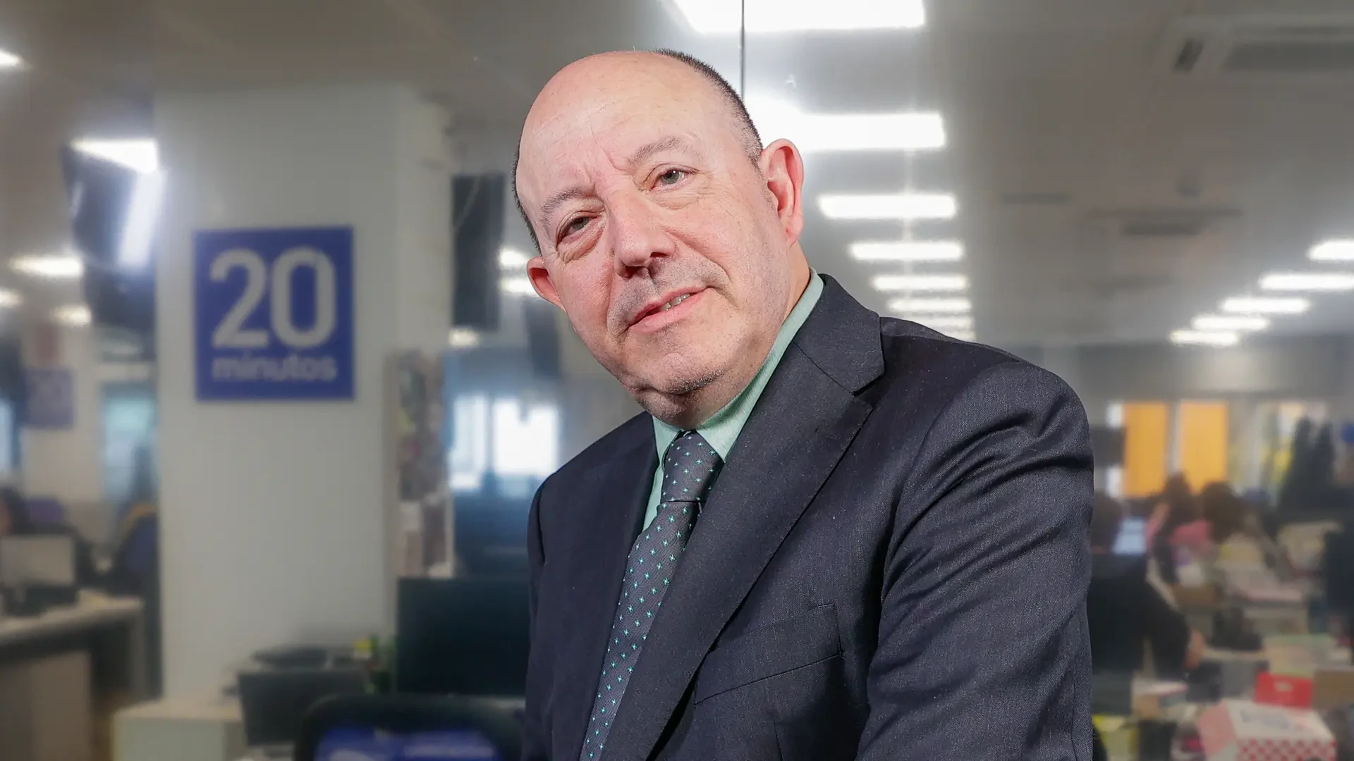 El economista Gonzalo Bernardos denuncia la falta de vivienda pública en España: "Una sociedad civilizada debe proteger a los más débiles"
