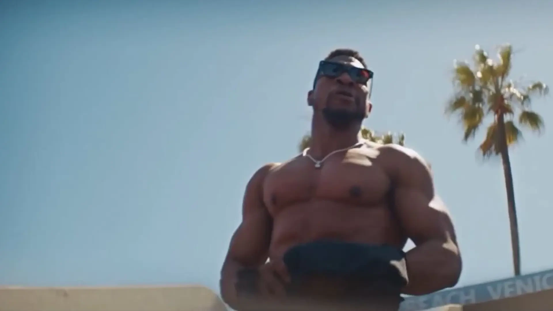 El actor Jonathan Majors, acusado de abuso físico y emocional por otras dos mujeres