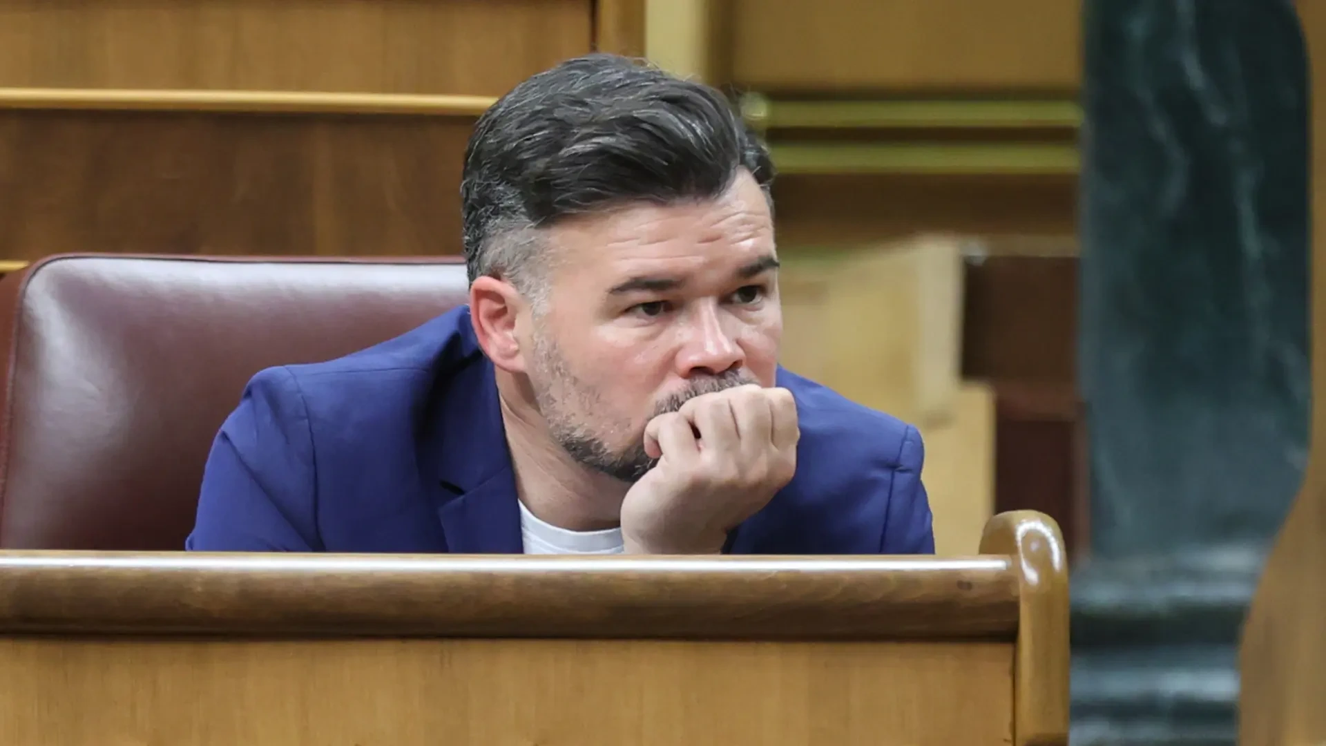Rufián se disculpa por el "ridículo" de la izquierda y pide el voto "aunque sea desilusionado o cabreado"