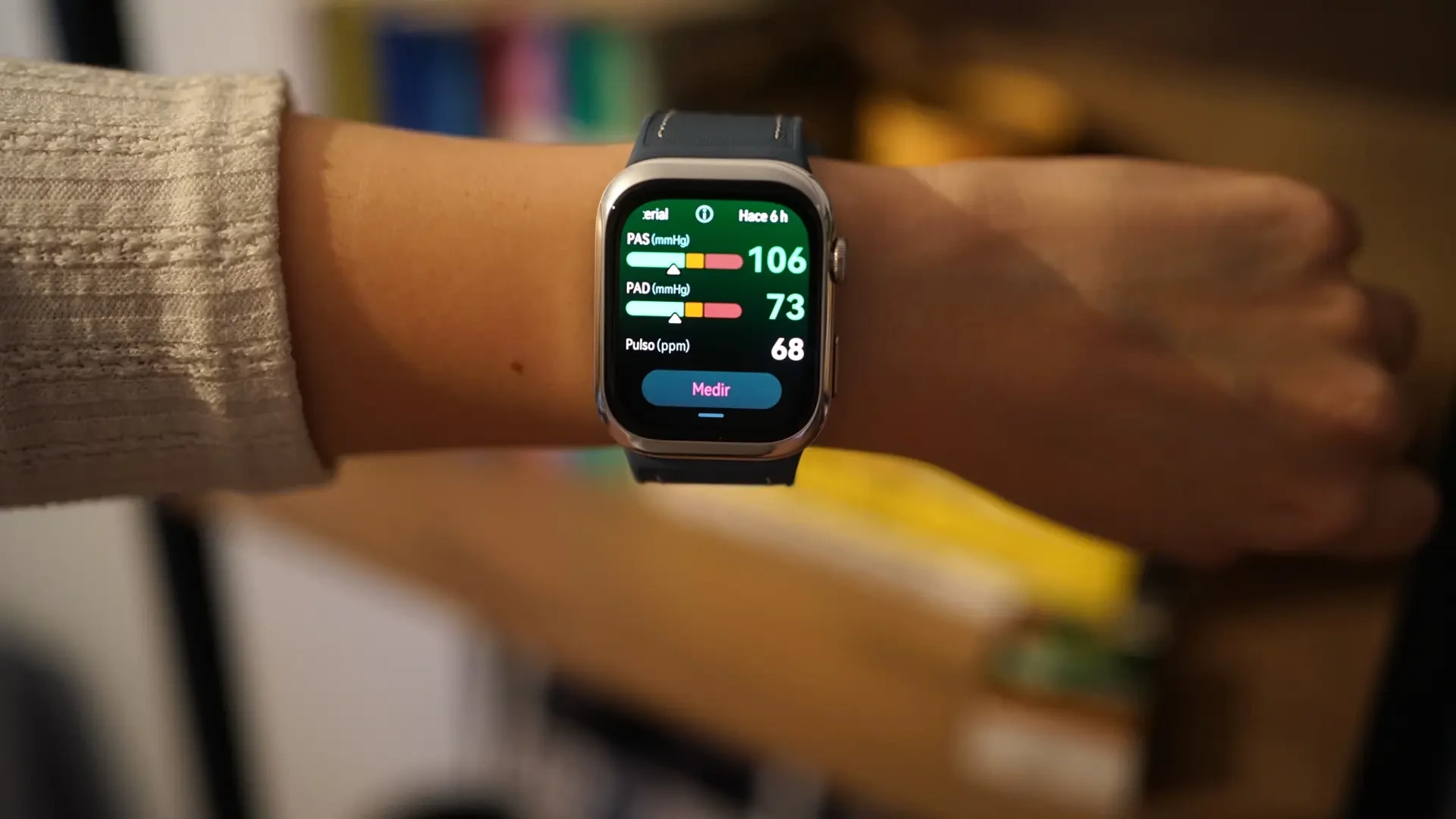 Un 'smartwatch' para hipertensos: este modelo mide la tensión, y es el primero de su clase