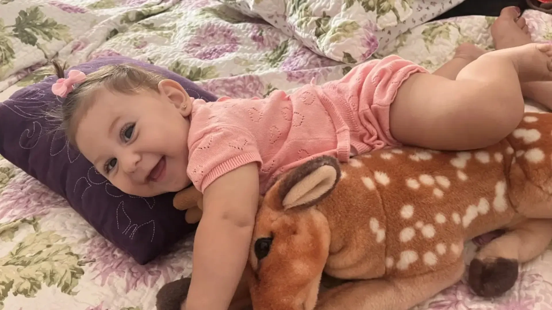 Alma, la bebé 'guerrera' con una rara enfermedad que busca ayuda para pagar las terapias que necesita