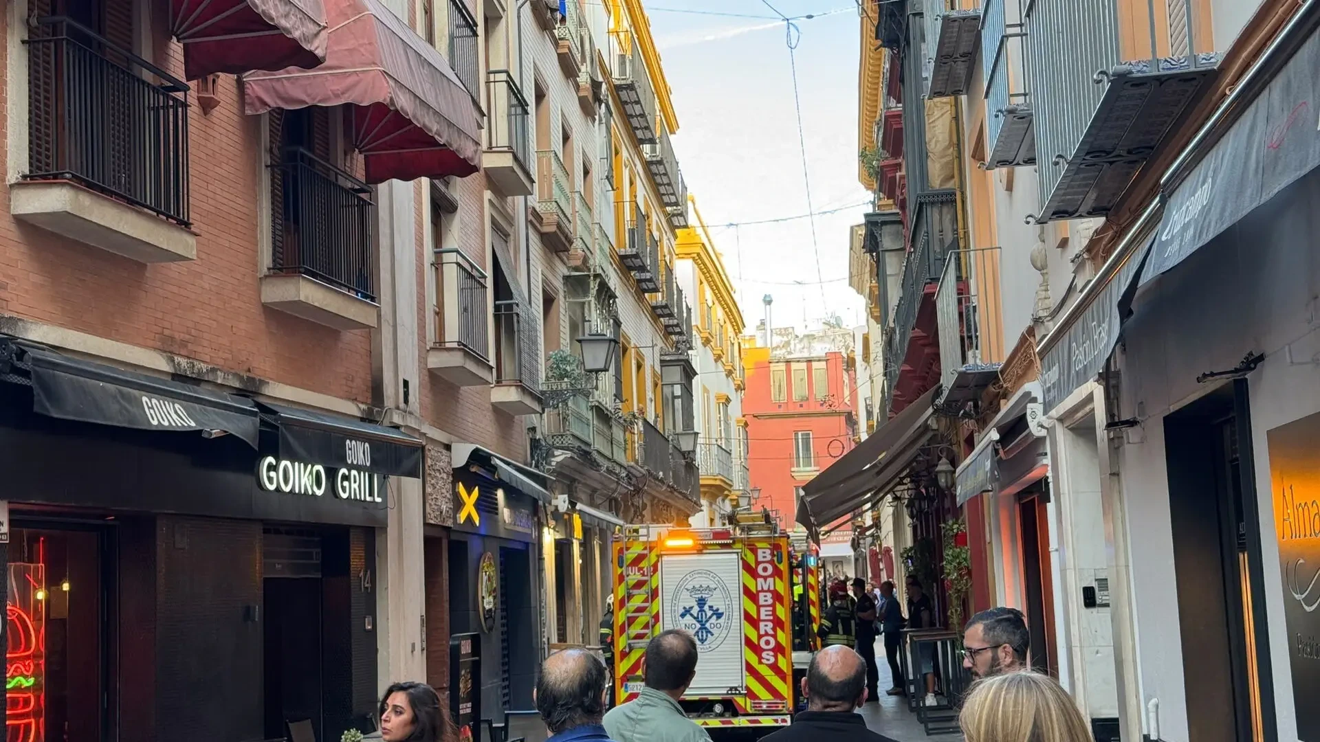 Susto por un conato de incendio en un restaurante del centro de Sevilla