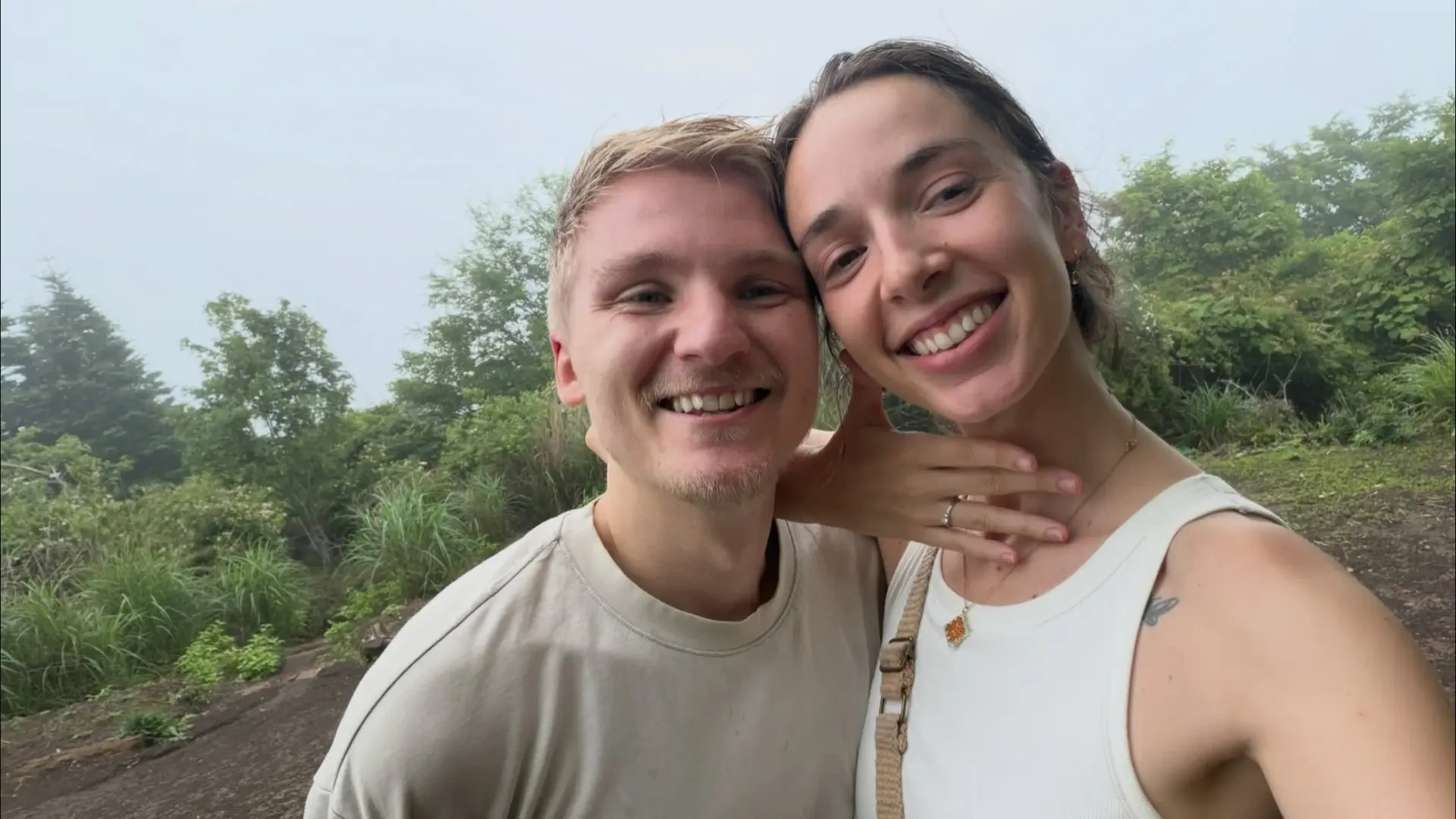 Palito Dominguín anuncia su boda con Harry Jane tras 9 años de relación: así ha sido su romántica pedida de mano en Japón