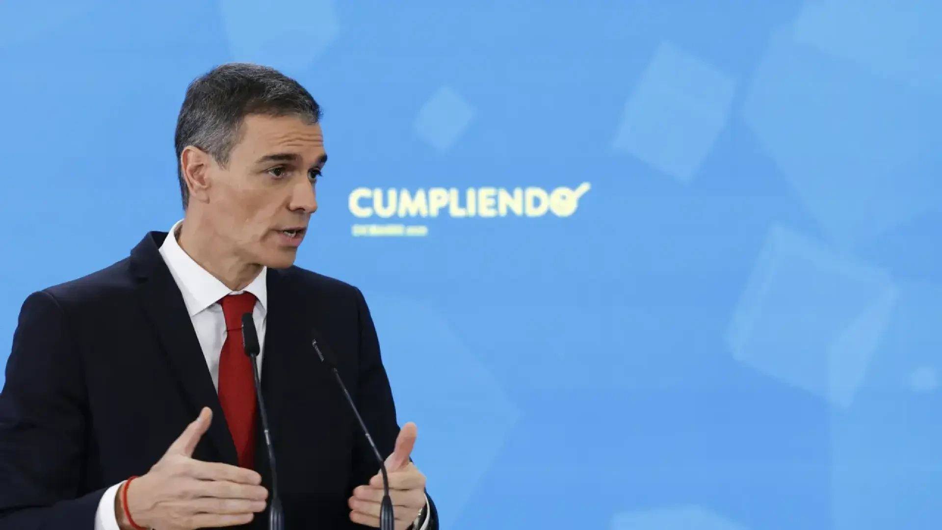El Gobierno extiende a 2026 el descuento al transporte y anuncia un abono de 60€ para Cercanías y regionales