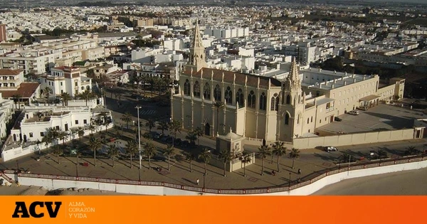 El pueblo de Cádiz que está entre los más felices de España: el clima, su gente, su gastronomía y su filosofía de vida son los culpables