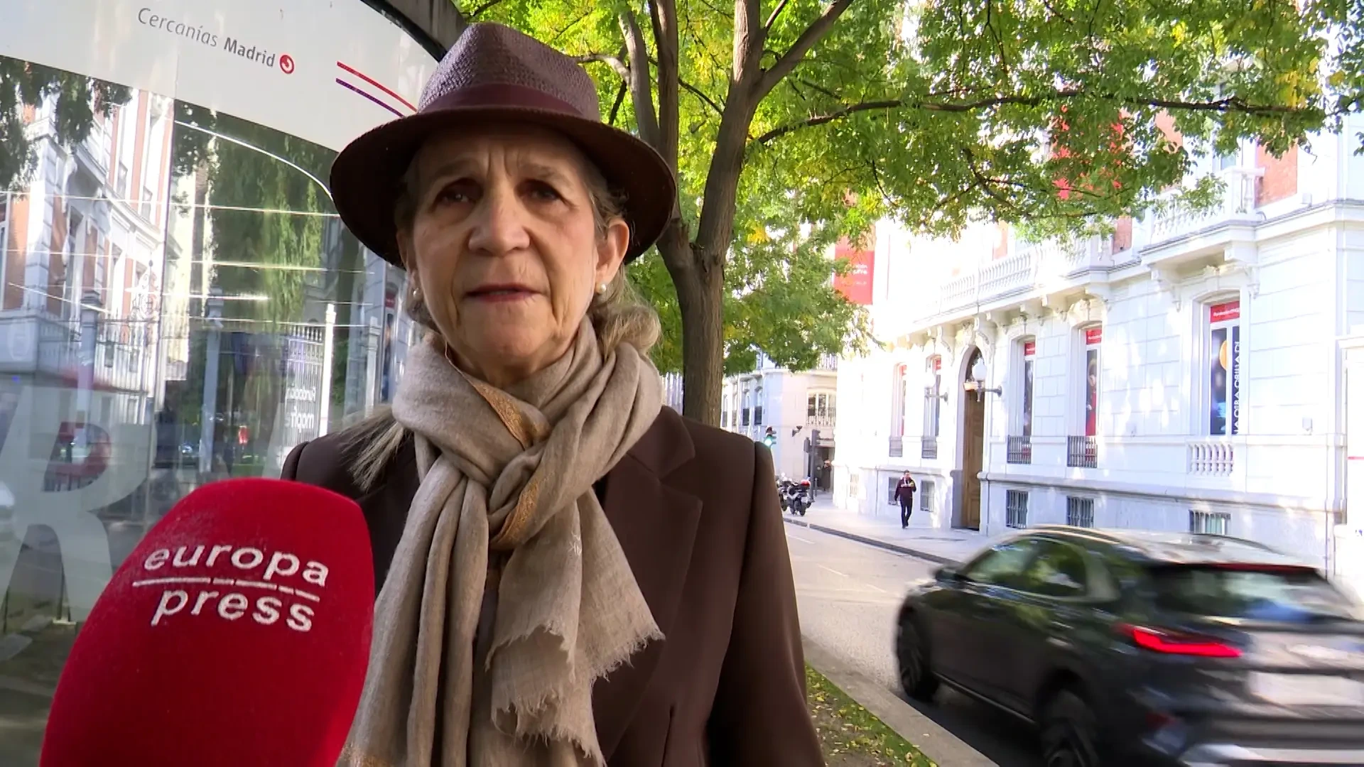 La infanta Elena, sobrecogida, dedica unas sentidas palabras a las víctimas de la tragedia ferroviaria: "Estoy bastante consternada"