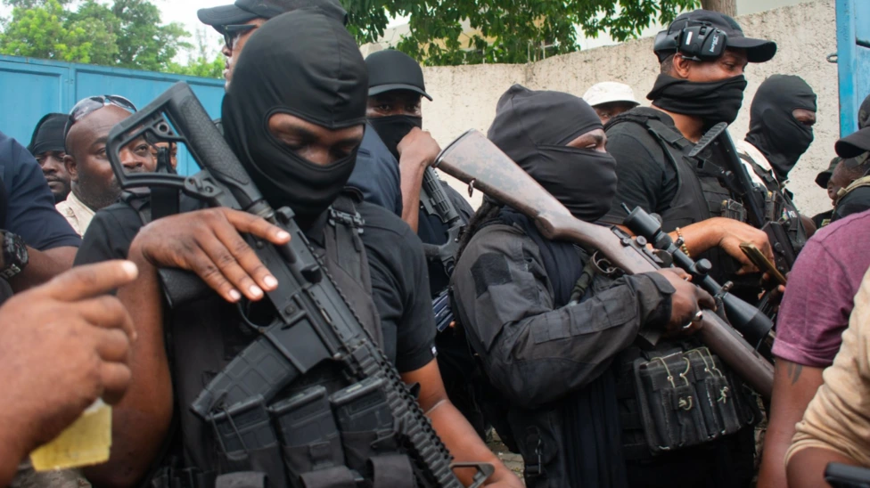 5 claves de la crisis por los militares de El Salvador secuestrados en Haití y el ultimátum de Bukele a las poderosas pandillas del país