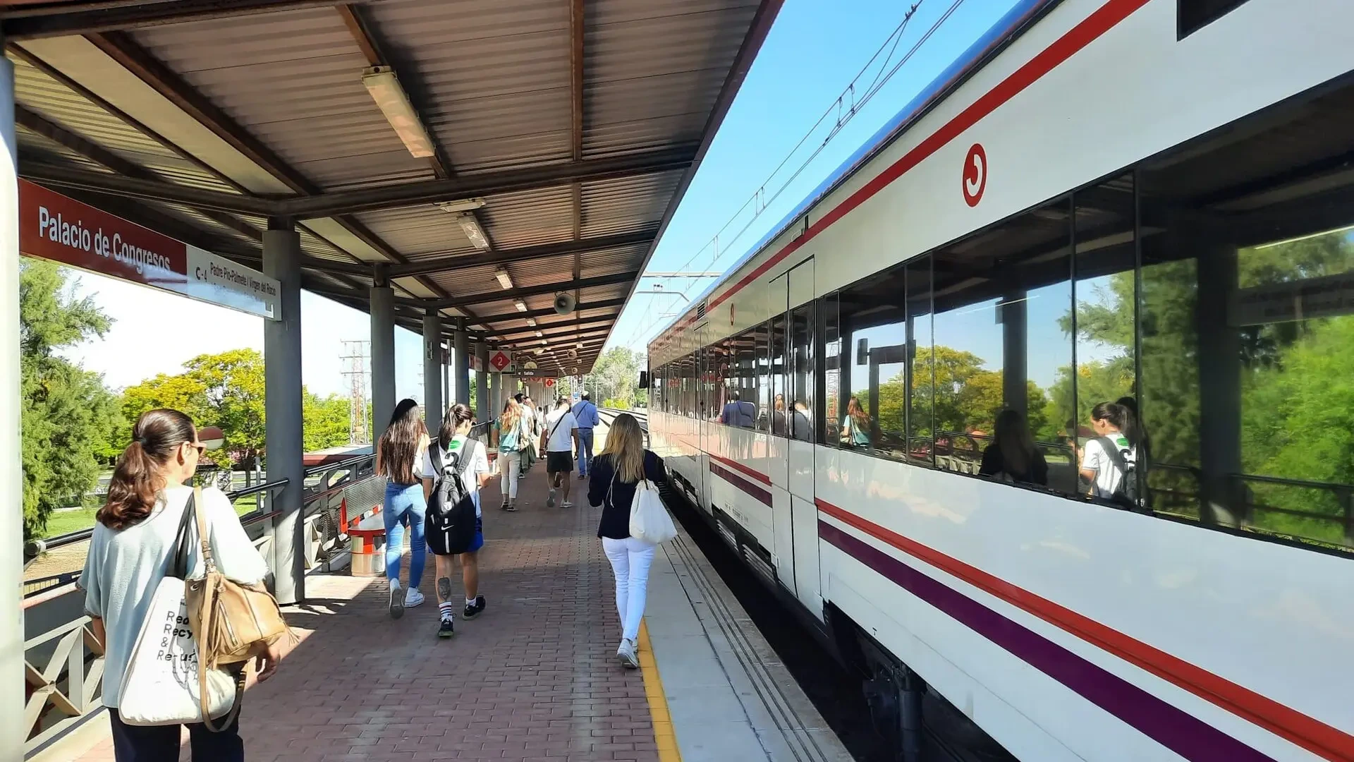 Renfe fija servicios mínimos en la huelga de maquinistas del jueves: así circularán los trenes