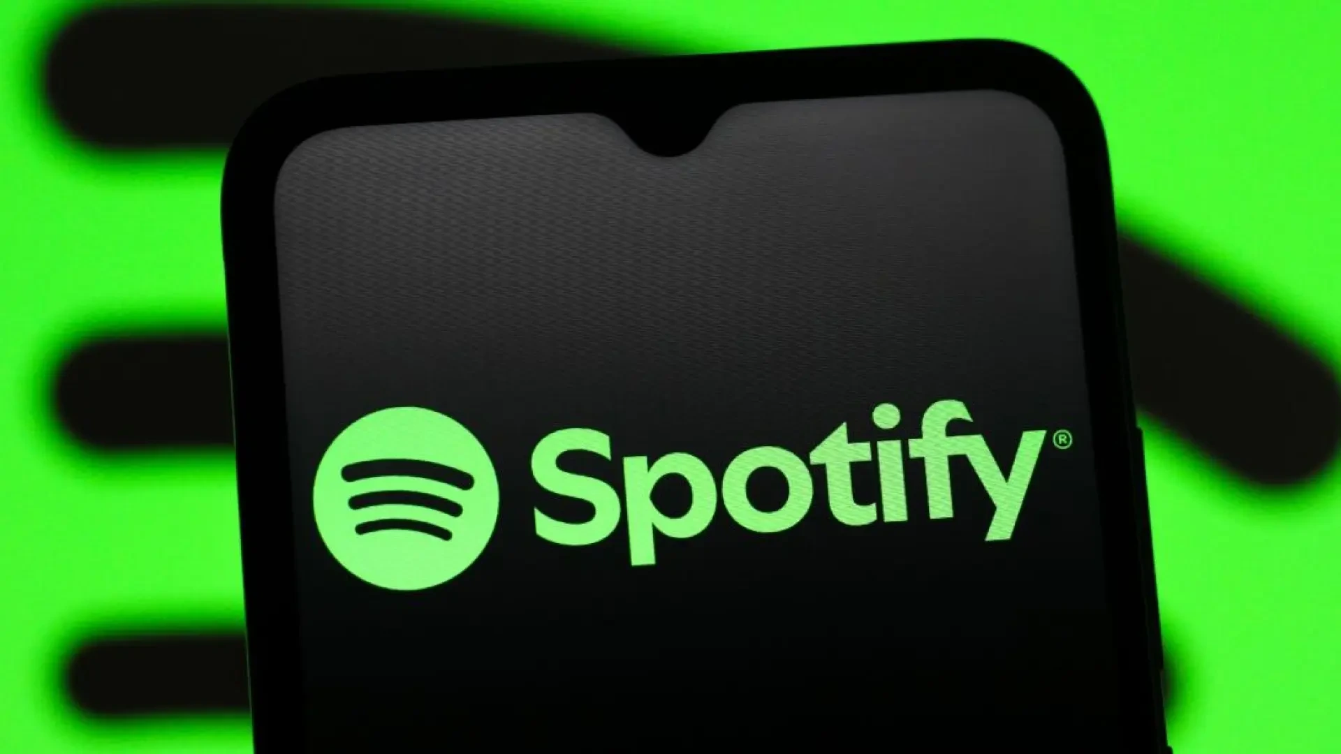 Spotify cambia su algoritmo para frenar el spam musical de la IA y dar más visibilidad a los artistas reales