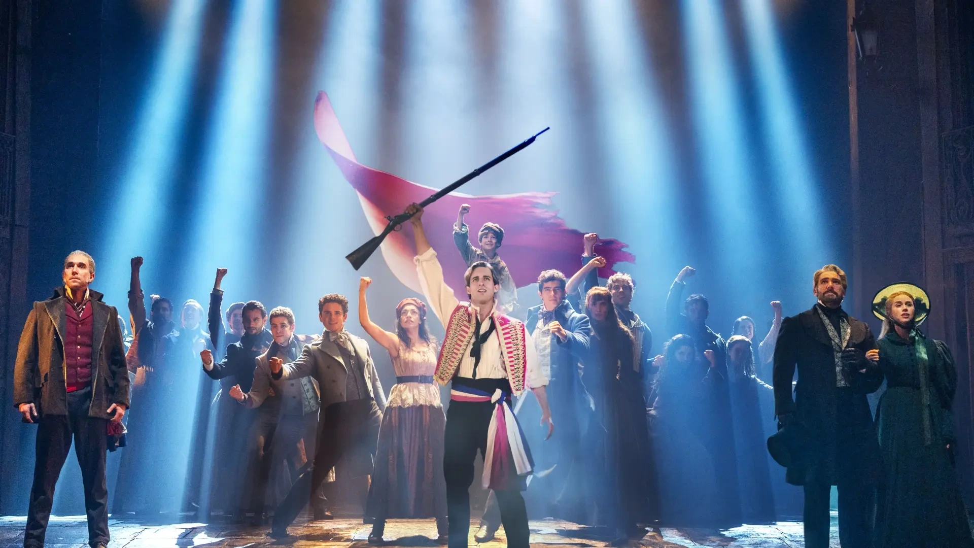 'Los miserables' triunfa en los premios del Teatro Musical