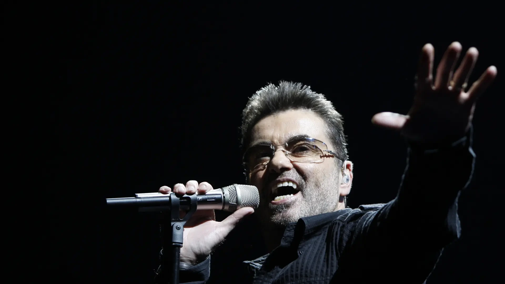 La subasta de objetos personales de George Michael desata una pelea familiar