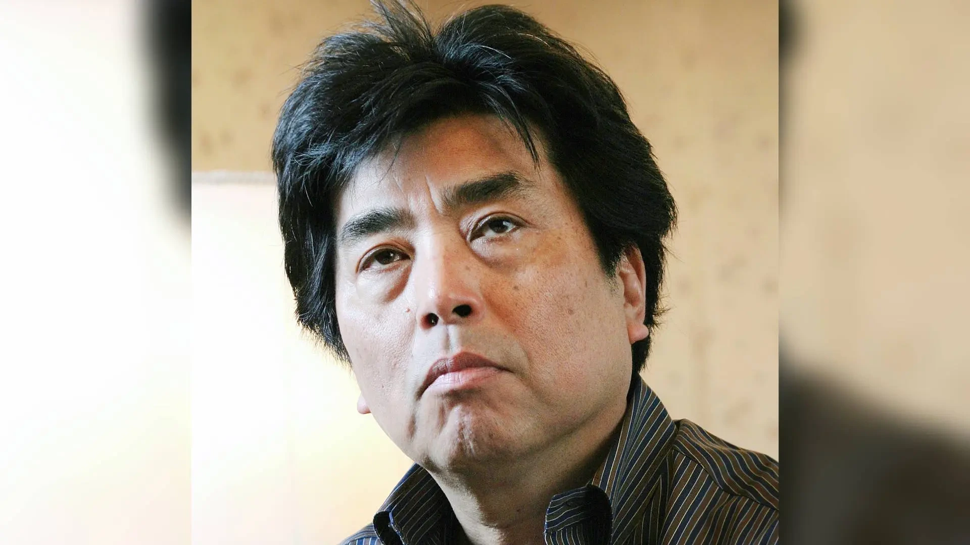 Muere Ryu Murakami, autor de 'Sopa de miso' y 'Azul casi transparente', a los 74 años