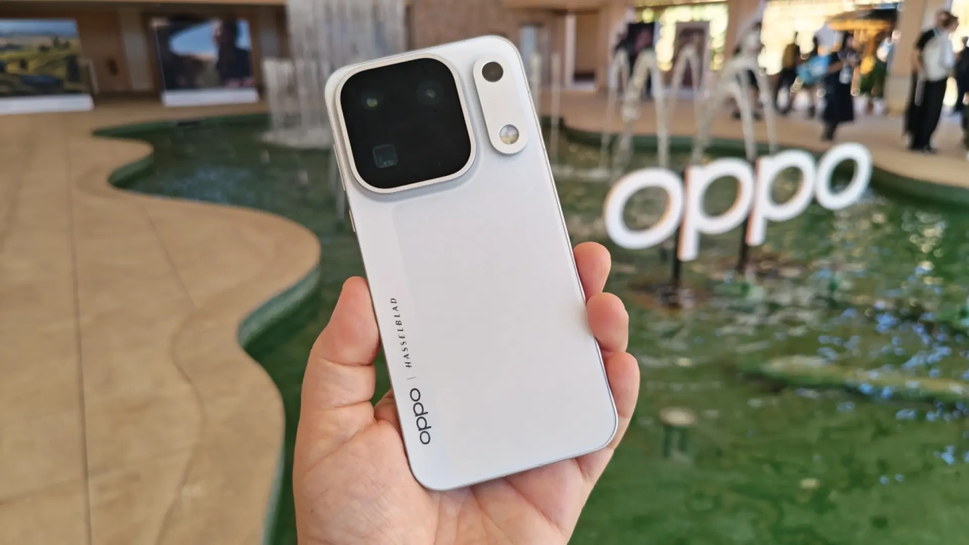 OPPO abre un nuevo escenario en fotografía móvil con la triple cámara de 200 MP del Find X10 Pro Max