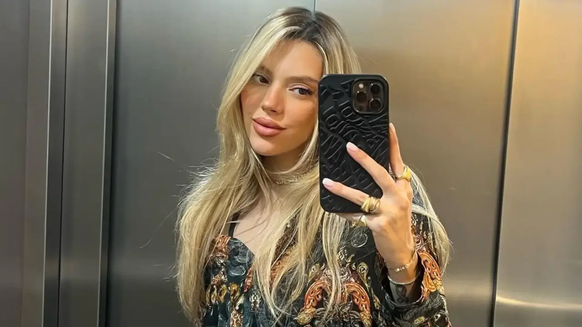 Alejandra Rubio habla de su segunda maternidad junto a Carlo Costanzia: "Es un caos ahora mismo la casa"