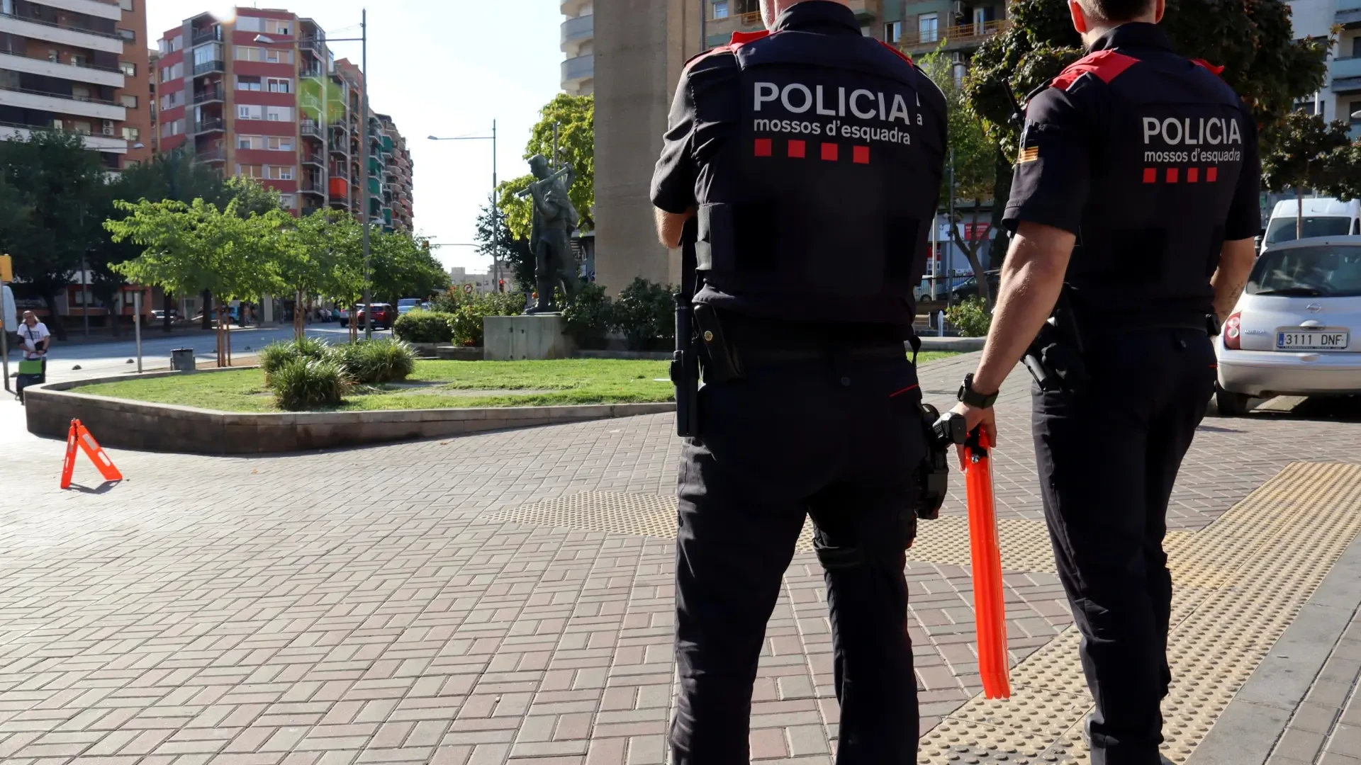 Herida "muy grave" una menor de dos años tras caer de un balcón de un primer piso en Lleida