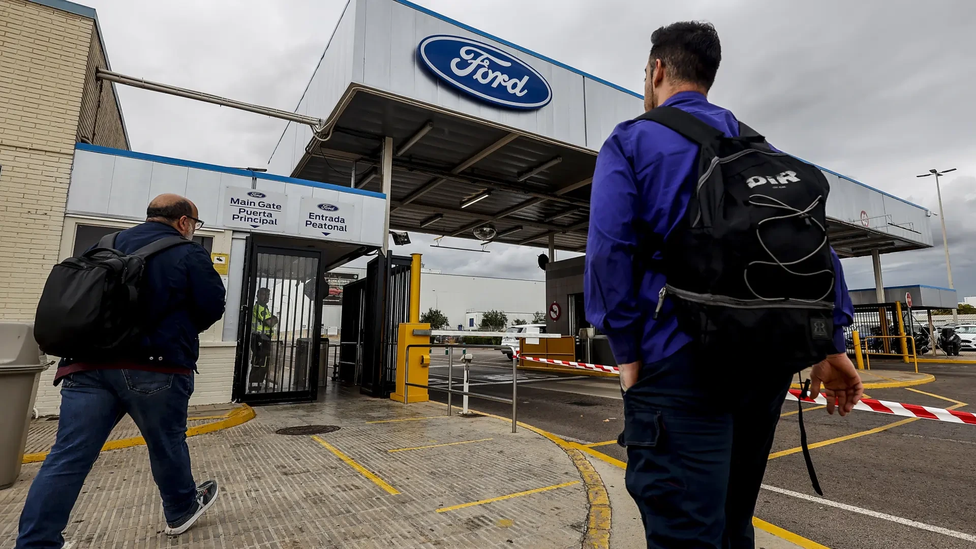Nueva vida para la fábrica de Ford en Almussafes: de la planta de baterías al nuevo acuerdo laboral o la alianza estratégica con Geely