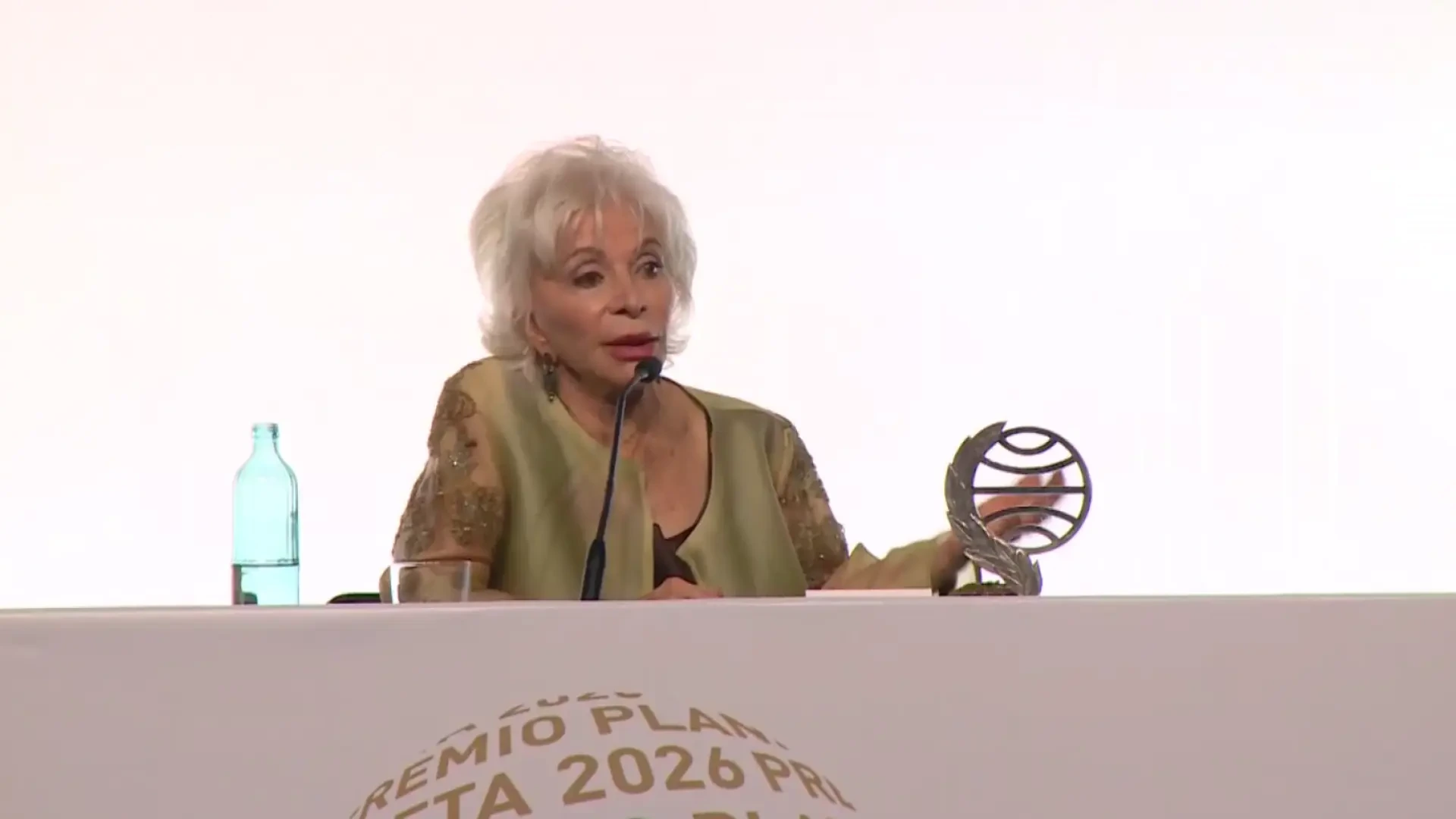 Isabel Allende, tras ganar el Premio Planeta: "La gente tiene mala memoria y hoy se tiende a idealizar a los caudillos"