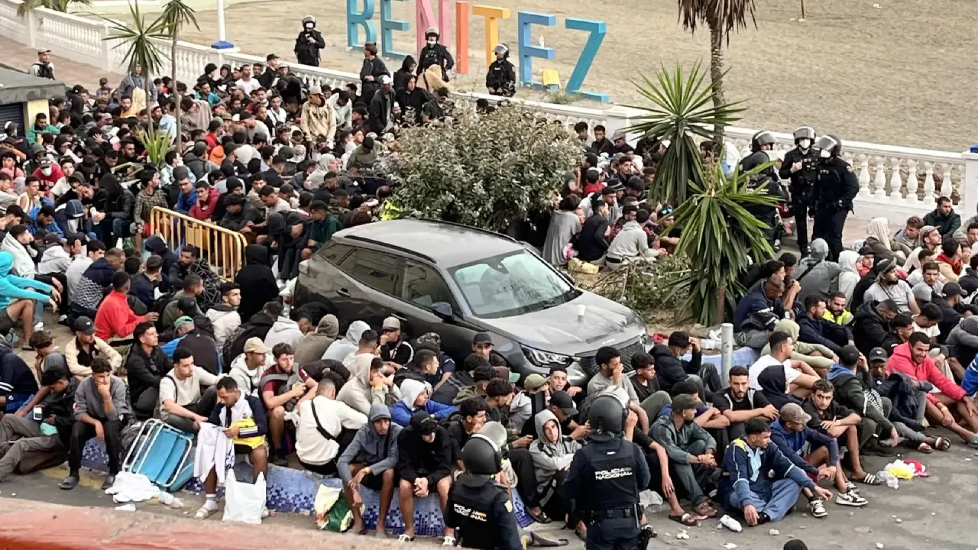 Un testigo revela a la jueza que vio a un policía marroquí en Ceuta durante la entrada masiva de inmigrantes