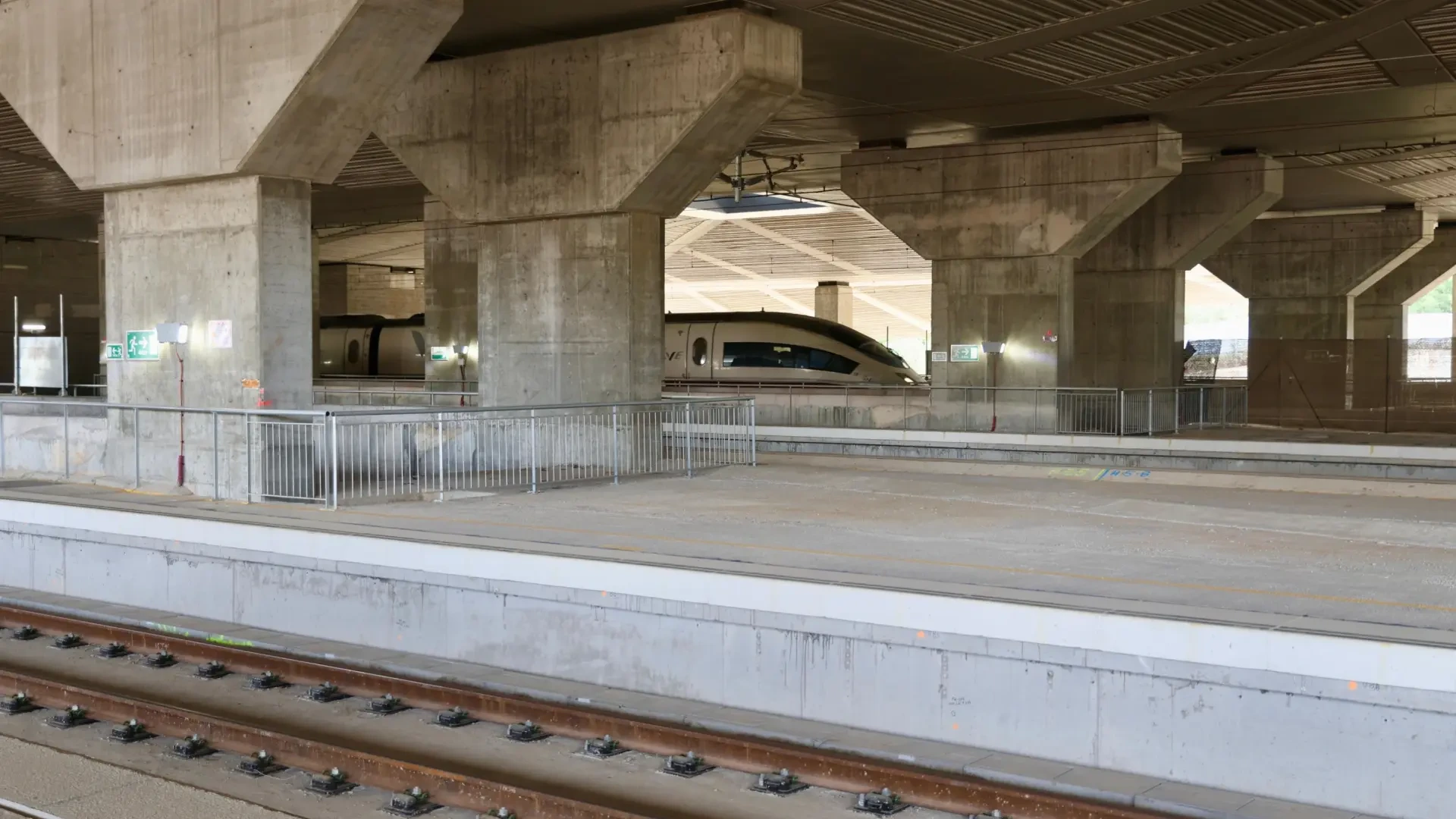 Barcelona | La Sagrera completa las ocho vías de alta velocidad y avanza hacia la "recta final" de las obras