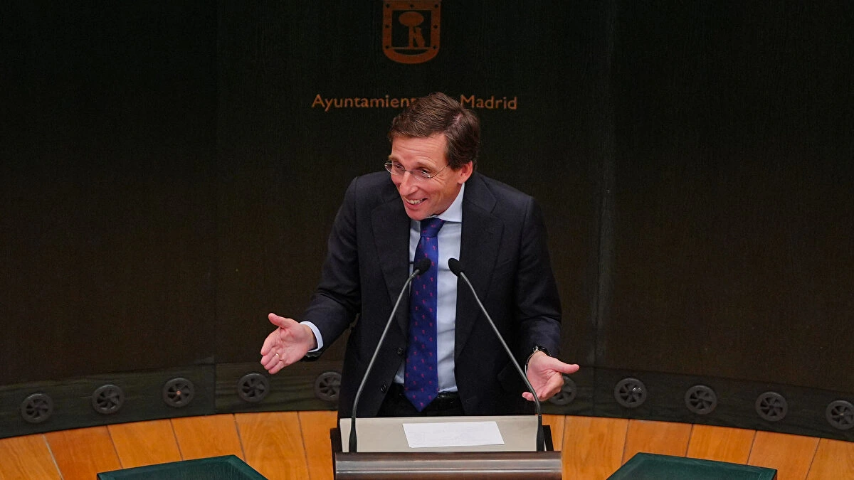 Almeida, atónito con los millones que Maroto atribuye a Sánchez para vivienda en Madrid: "En su imaginación"