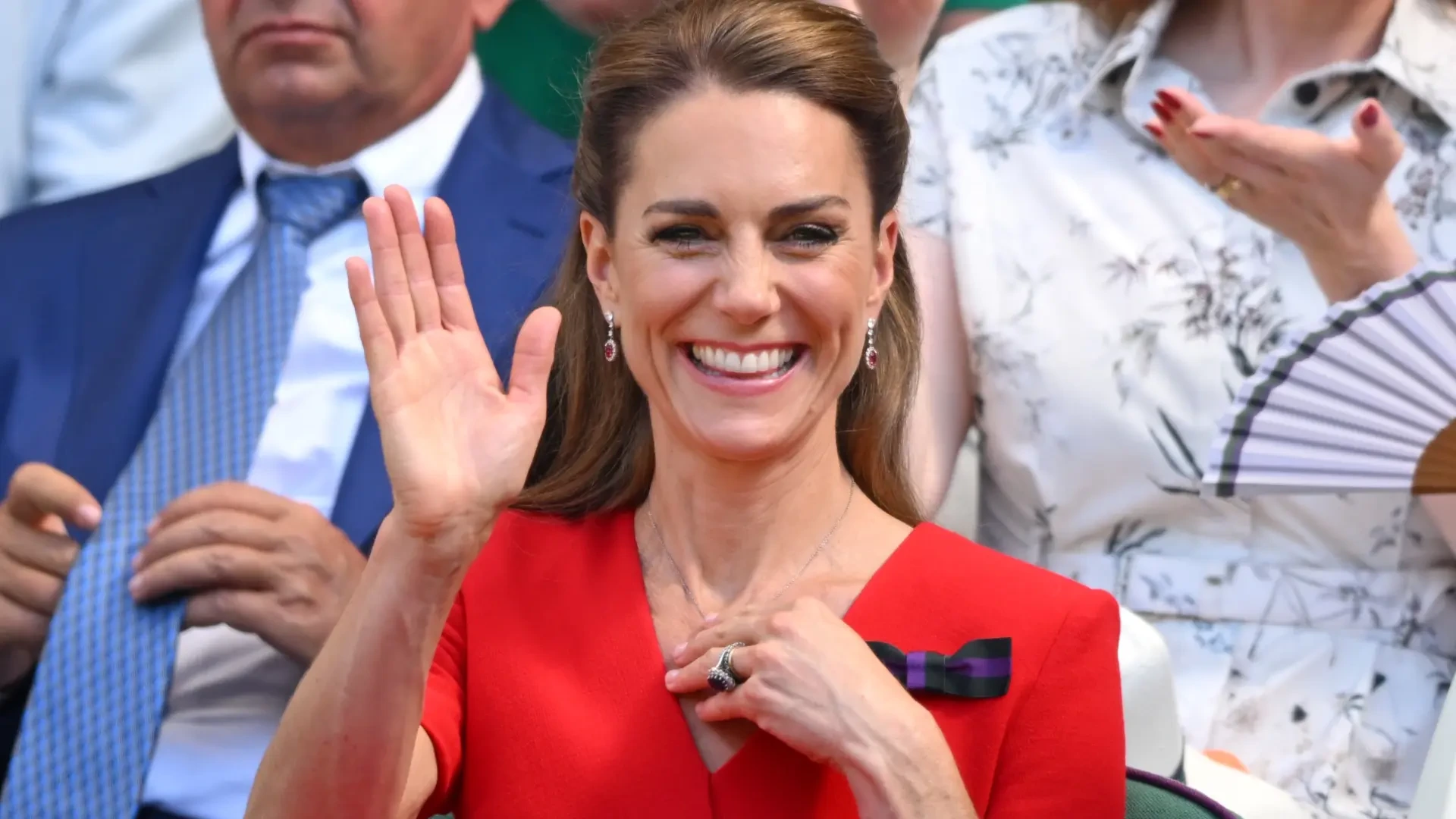 Kate Middleton comparte una foto con el príncipe Guillermo y sus tres hijos para recordar su gran reto