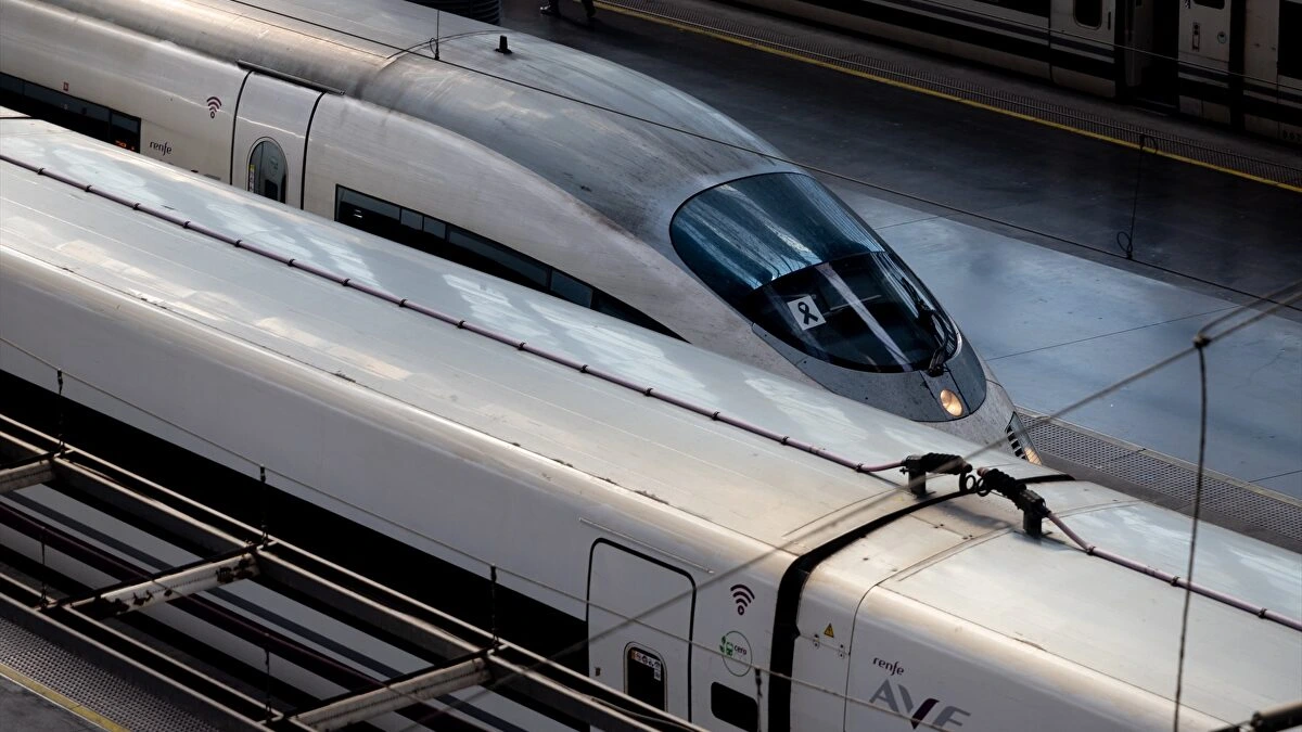 Renfe interrumpe por completo la circulación en cinco líneas de Cercanías Madrid