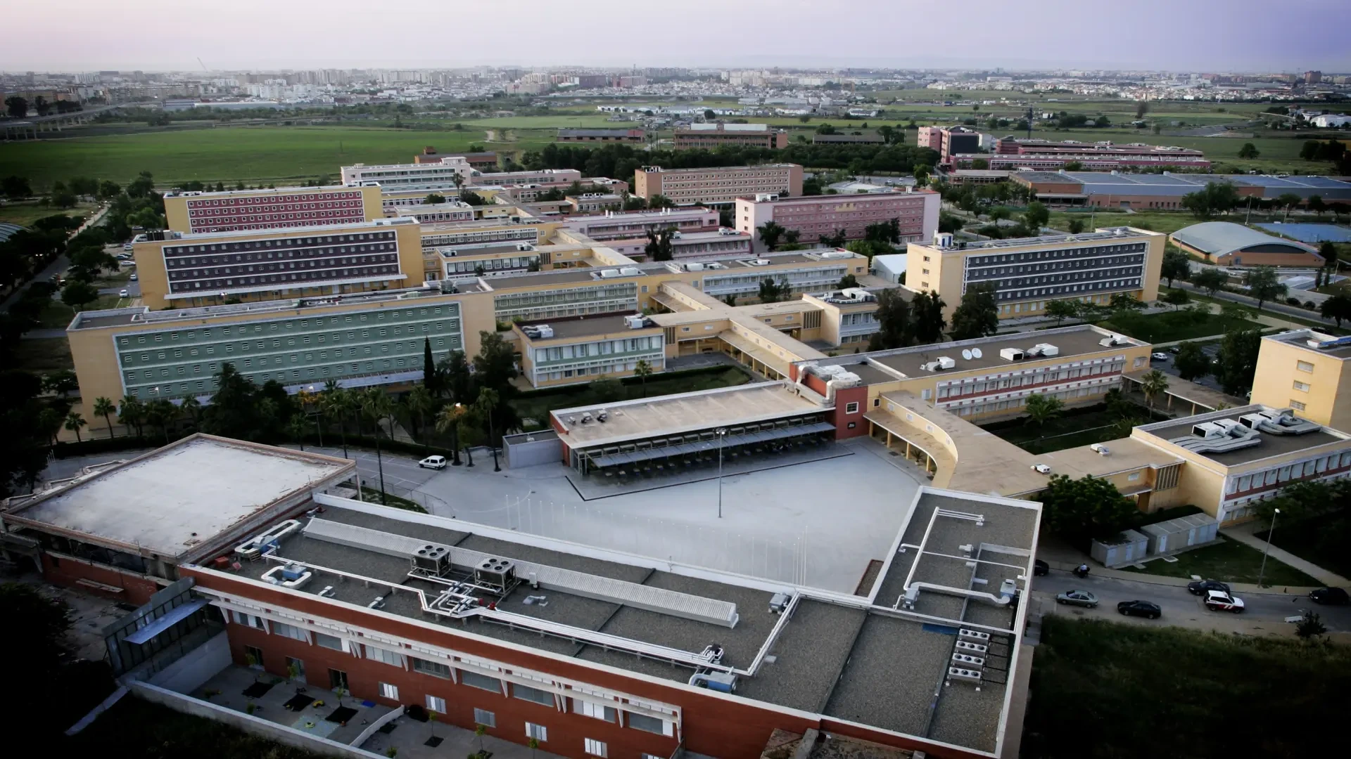 Un error en la Universidad Pablo Olavide de Sevilla deja fuera a 41 estudiantes admitidos por equivocación
