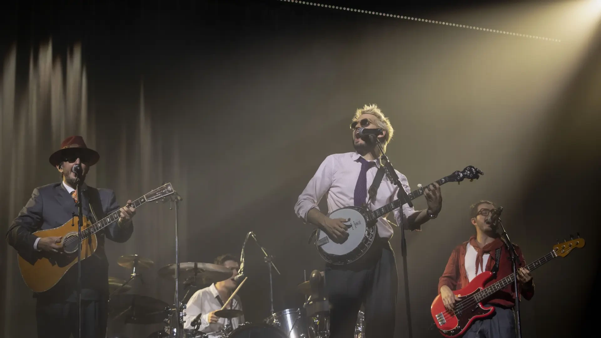 Morat hace vibrar Barcelona en el primer concierto de su gira por España