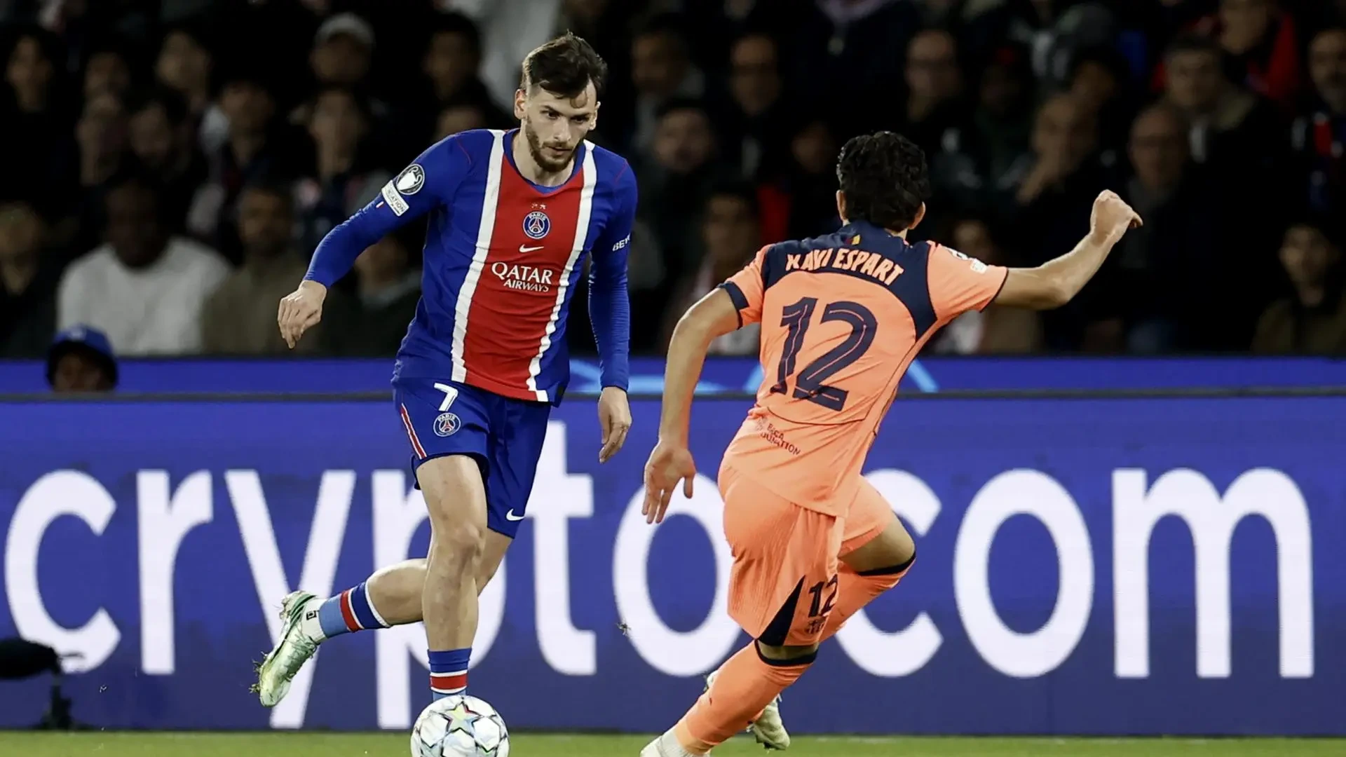 El PSG pierde a Kvaratskhelia: rotura del cruzado ante el Barça y posible adiós a la temporada