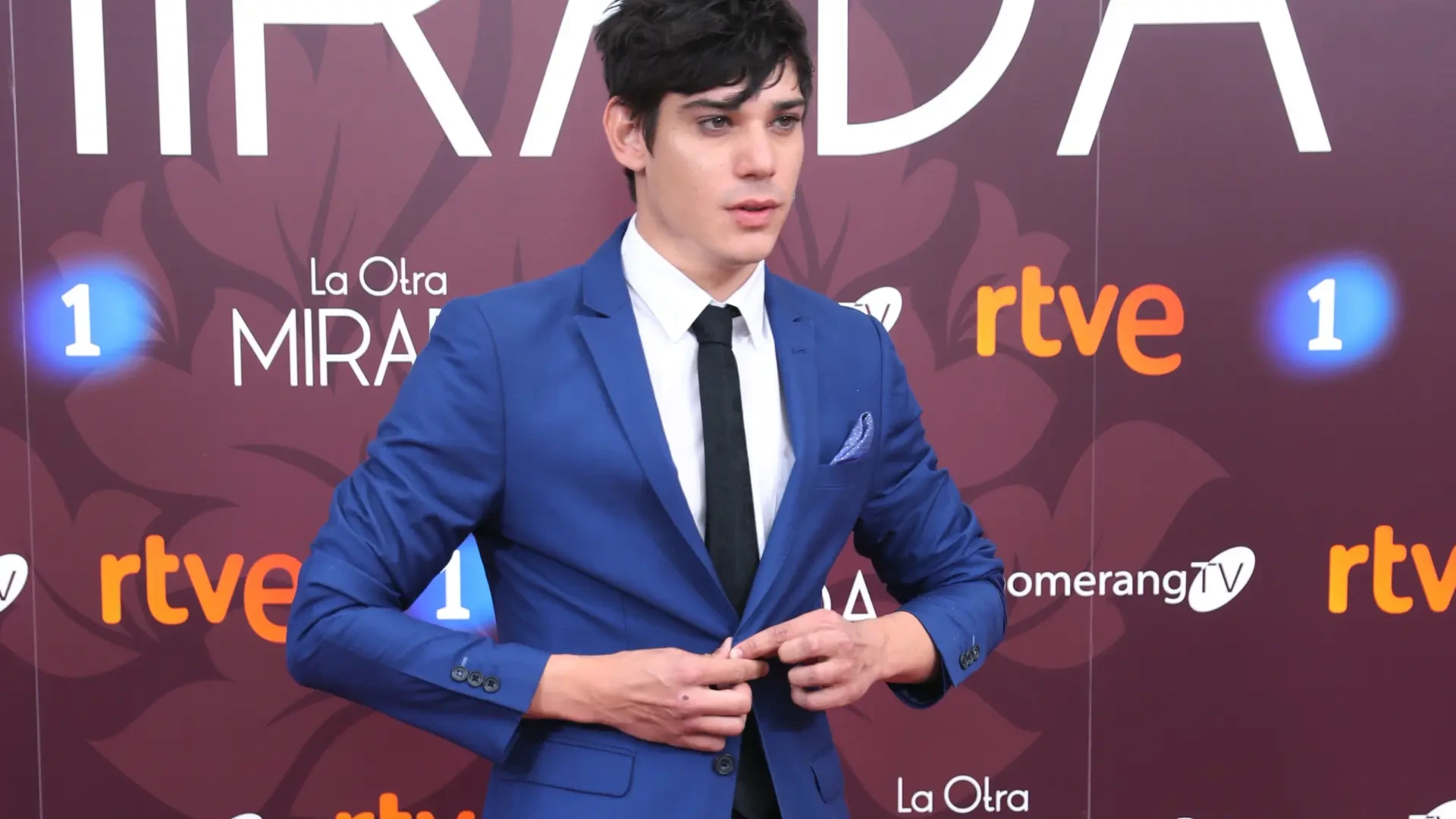 El actor César Vicente aún busca a su padre, desaparecido tras el accidente ferroviario: "Espero que hoy brille el sol..."