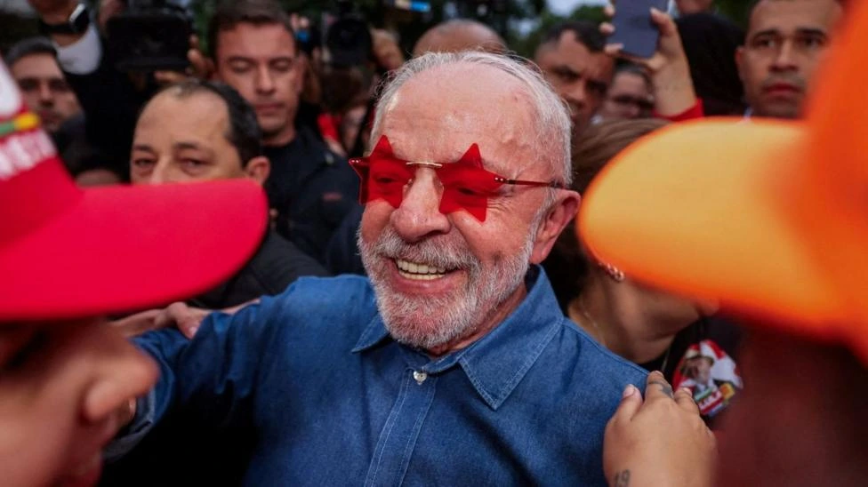 3 claves detrás de la histórica remontada electoral de Lula para ganar su cuarto mandato como presidente de Brasil