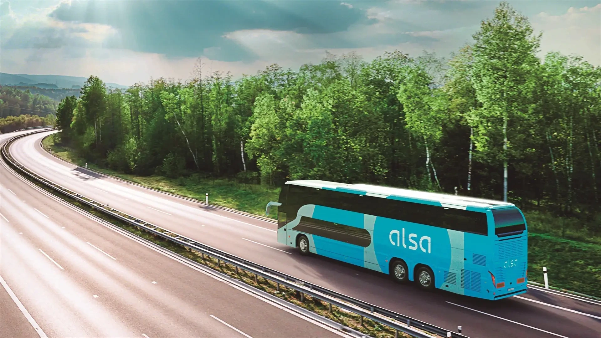 Los Cosmen y Asterion lanzan una oferta de 338 millones para hacerse con la matriz de Alsa