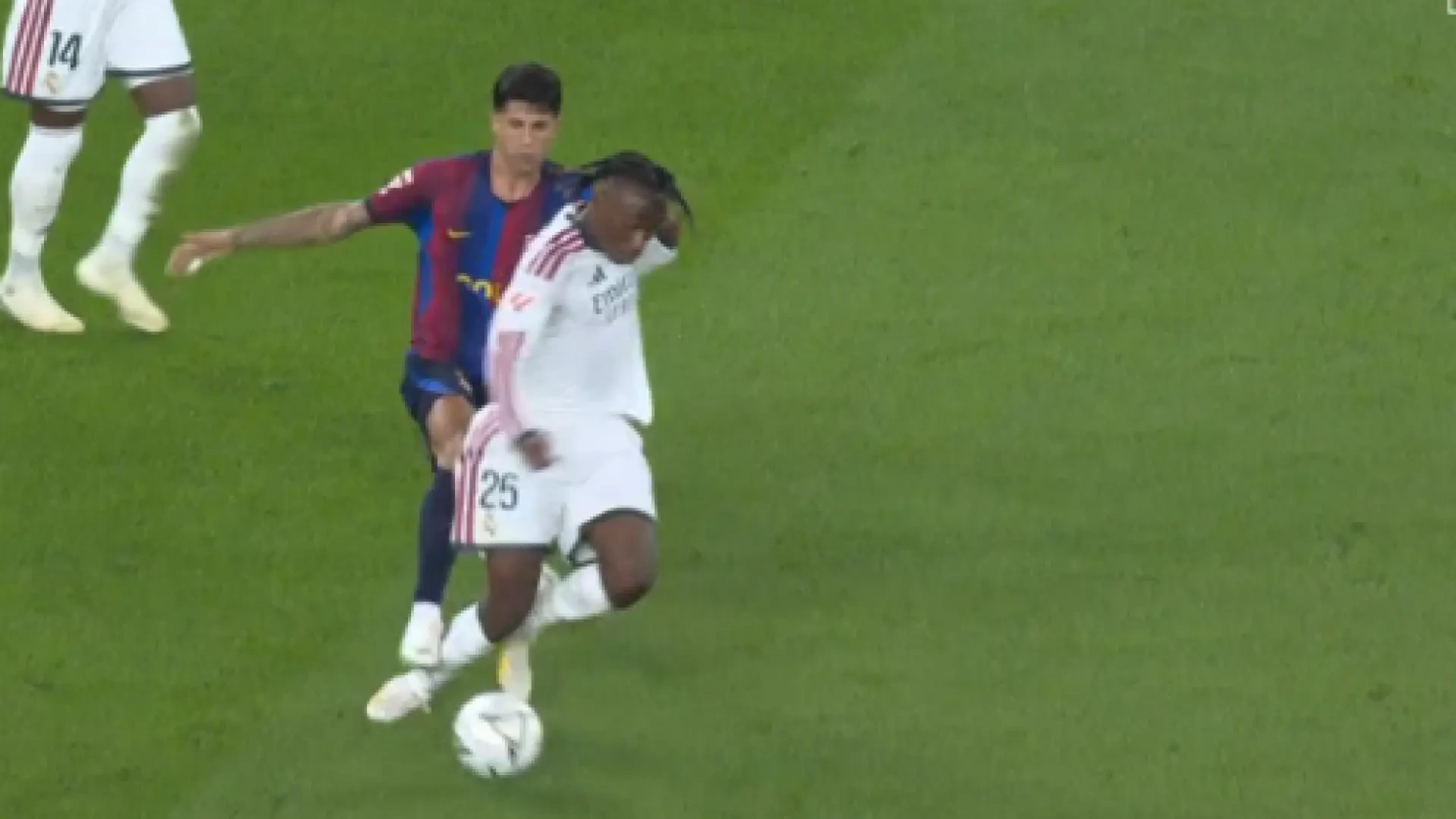 El pisotón de Cancelo a Diomande por el que Mourinho reclama la roja