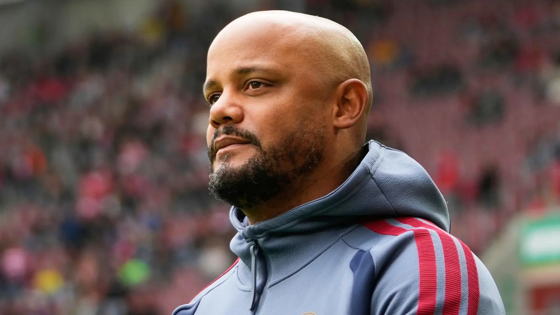 El Bayern explica qué le ha pasado a Vincent Kompany: sufrió "un colapso durante el entrenamiento" y está "bajo atención médica"