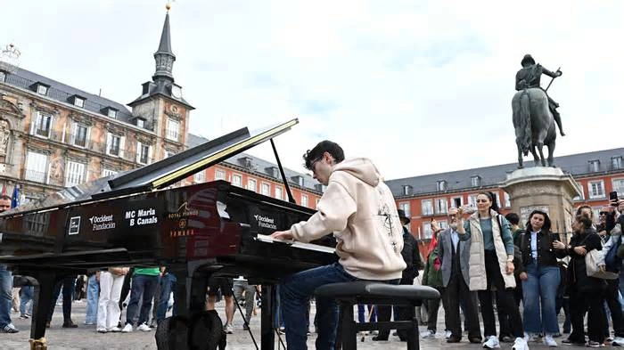 Los pianos de cola vuelven a las plazas y calles de Madrid