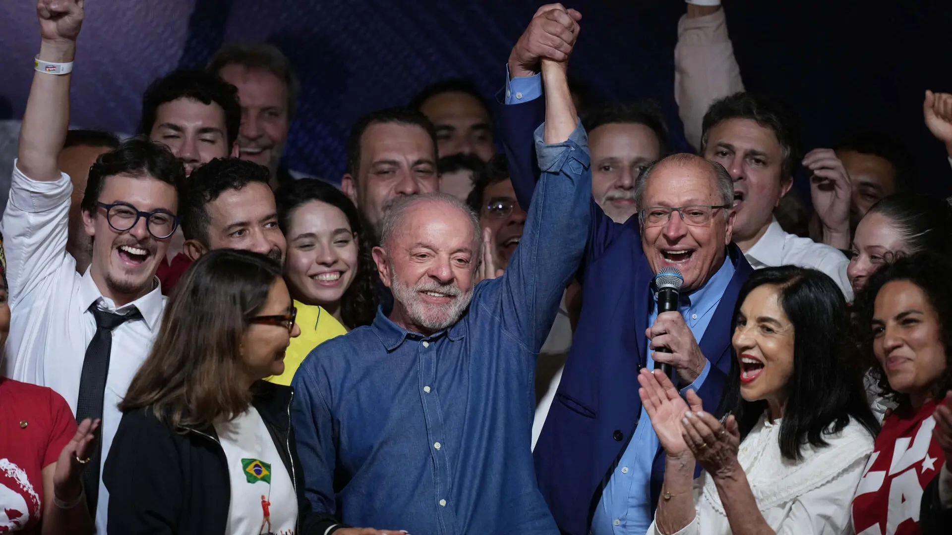 El triunfo de Lula complica el futuro judicial de Bolsonaro y rompe con siete victorias seguidas de la derecha en Latinoamérica