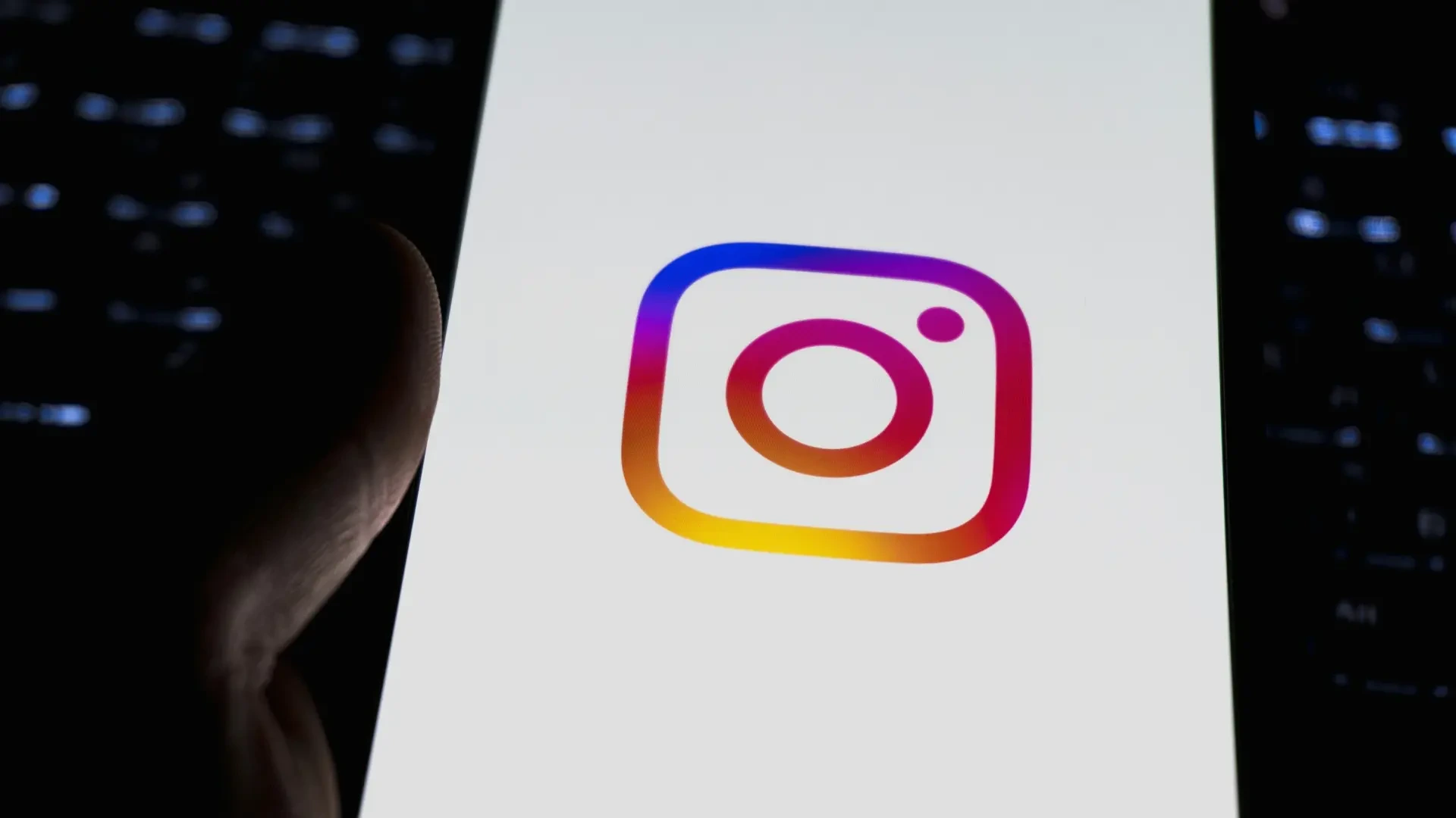 ¿Instagram contra YouTube? La app prueba Features, su formato de vídeos de hasta 90 minutos