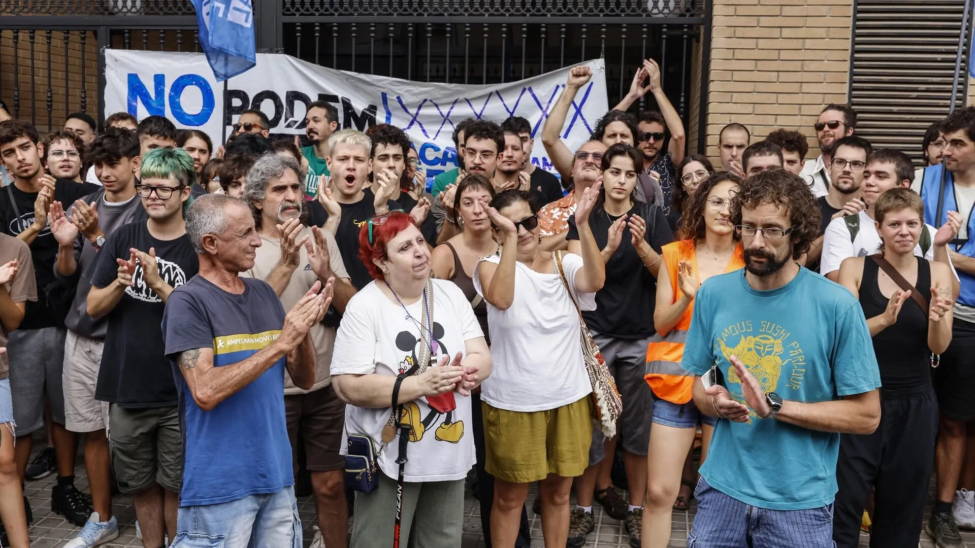 Ejecutan el desahucio de Daniel: "Solo quiero vivir tranquilo y es difícil hacer valer mis derechos"