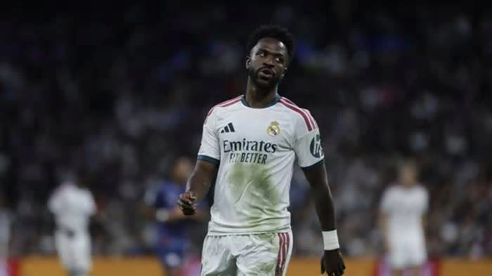 Vinicius, el gran señalado del clásico: "Sin él, el Madrid corre más y mejor"