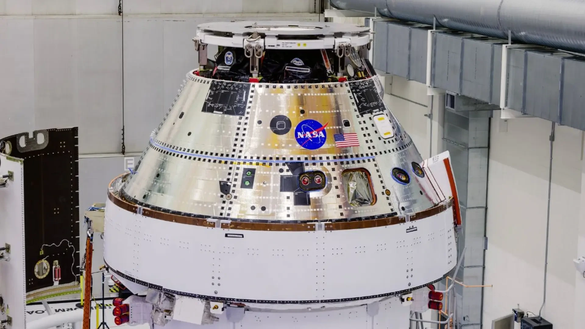 La NASA valida el escudo térmico de Orion tras Artemis II: resistió 2.204 grados al volver a 40.000 km/h de la Luna