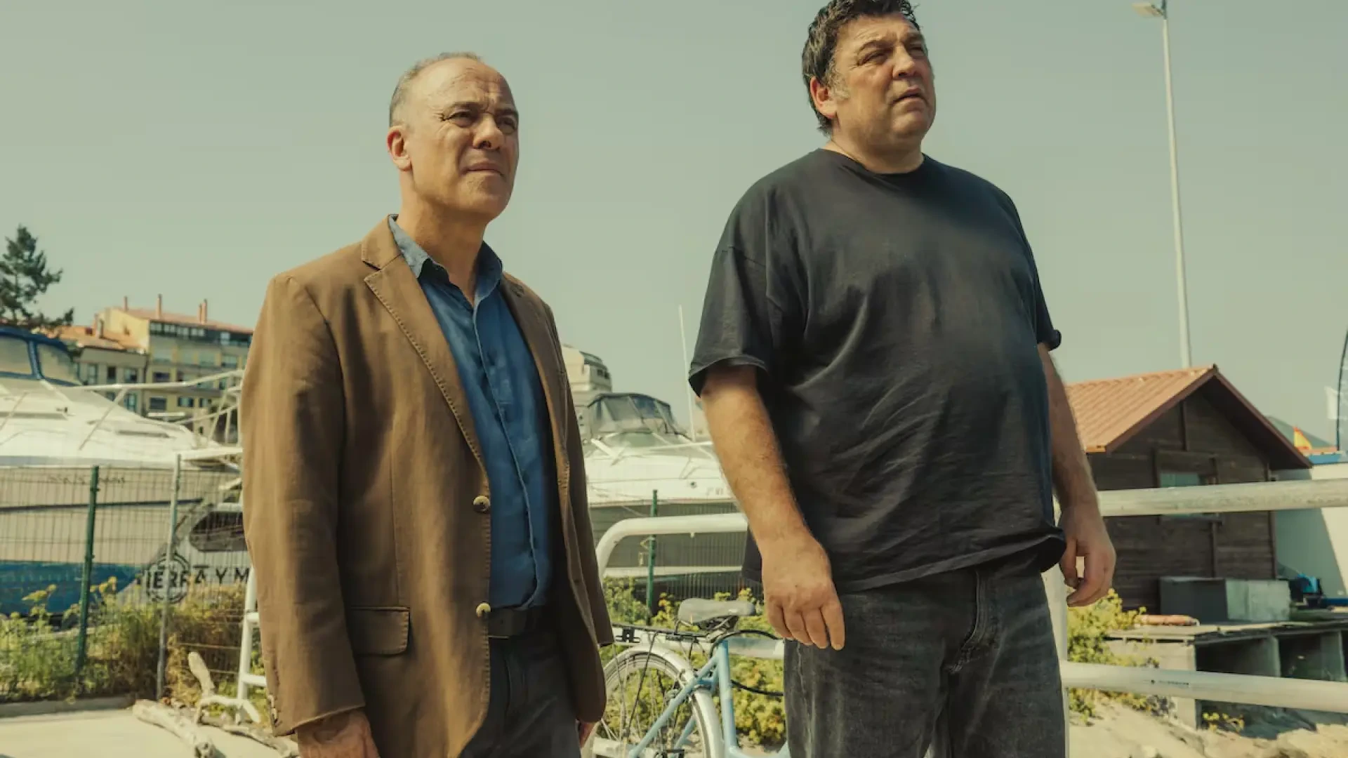 'Caldas. El último barco', con Javier Gutiérrez y Hovik Keuchkerian: la miniserie de un rey de la novela negra española