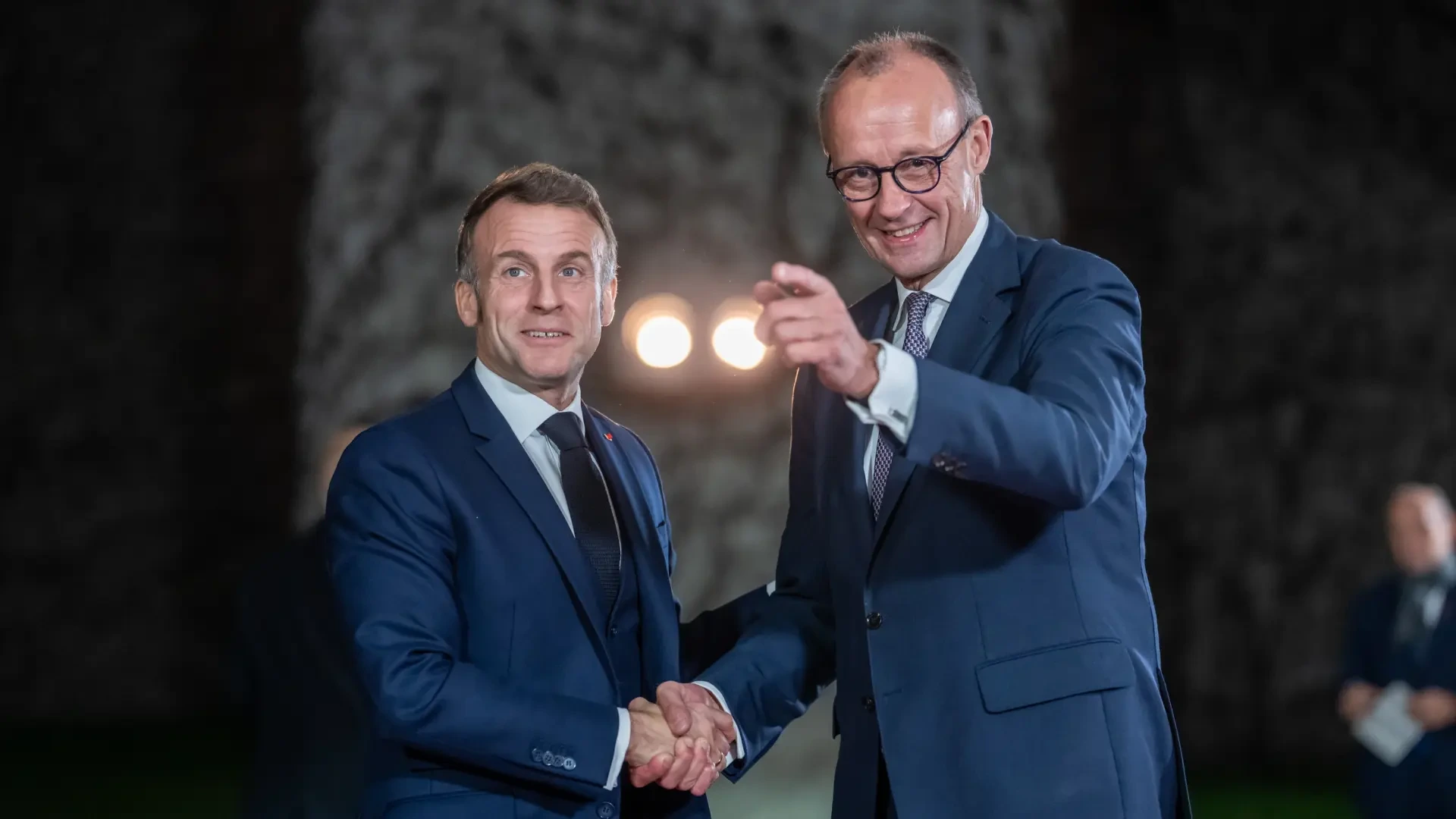 Francia y Alemania alcanzan un acuerdo para presionar a que la UE mantenga los coches de combustión