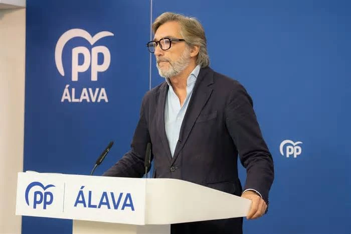 Oyarzabal (PP) dice que el acuerdo fiscal entre PNV y PSE es "un parche" que "no soluciona los problemas de vivienda"