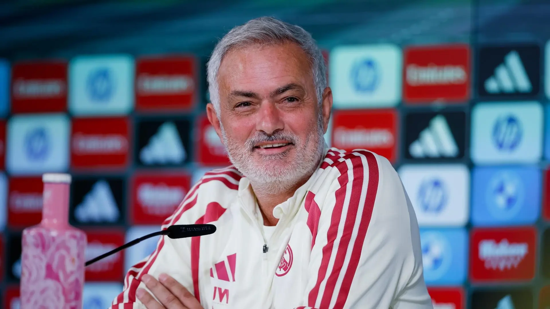 José Mourinho, sobre Vinícius: "Si estuviese en su lugar, hubiera forzado una salida"