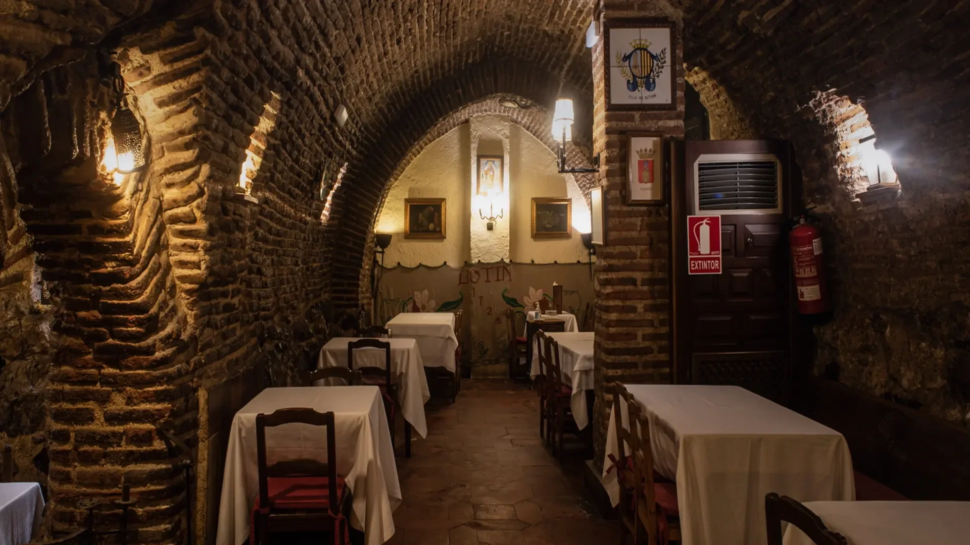 Un viaje por los restaurantes centenarios de Madrid