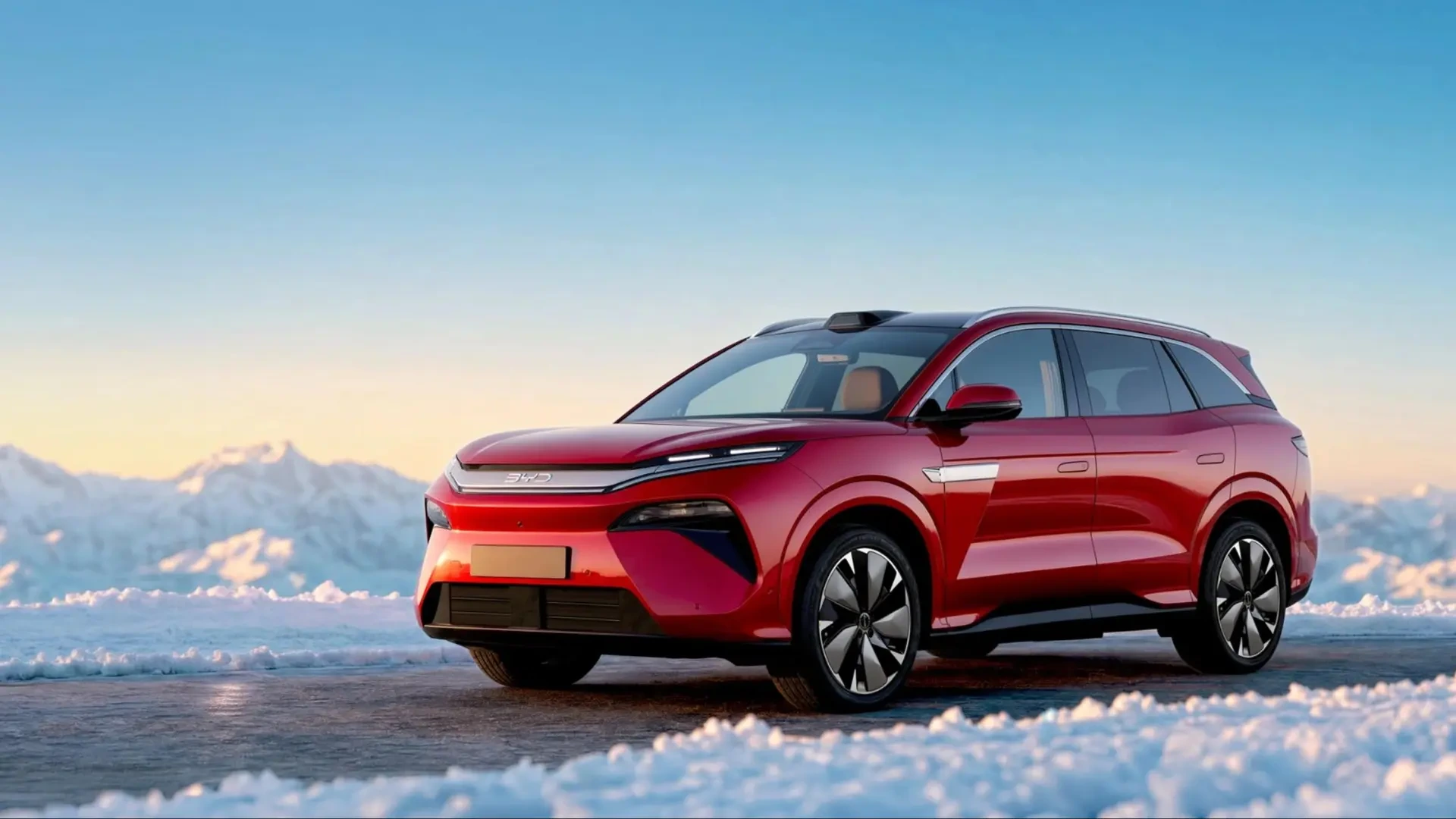 BYD Atto 8: así es el nuevo SUV eléctrico de 7 plazas que carga del 10 al 97% en 9 minutos