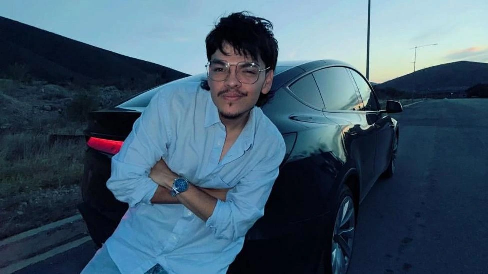Quién era el famoso streamer salvadoreño El Komanche y qué se sabe de su muerte en México a los 30 años