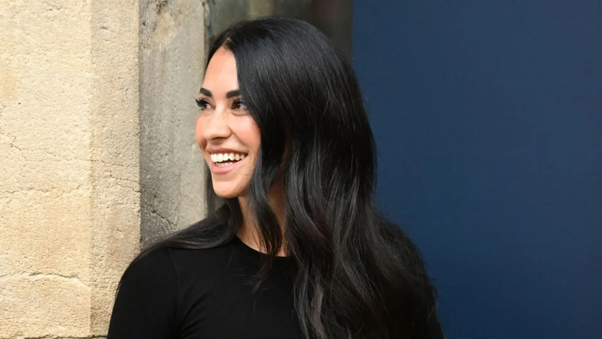 Antonela Roccuzzo y el poder del negro: así ha conquistado Oviedo
